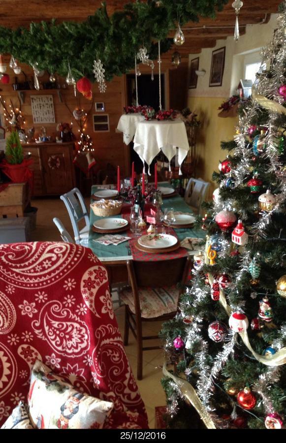 Bed and Breakfast East Wind Medea Zewnętrze zdjęcie